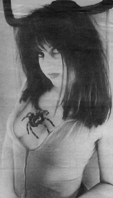 ddddaaaarrrriiiiaaaa:  Cant not reblog Lydia Lunch now can I? 