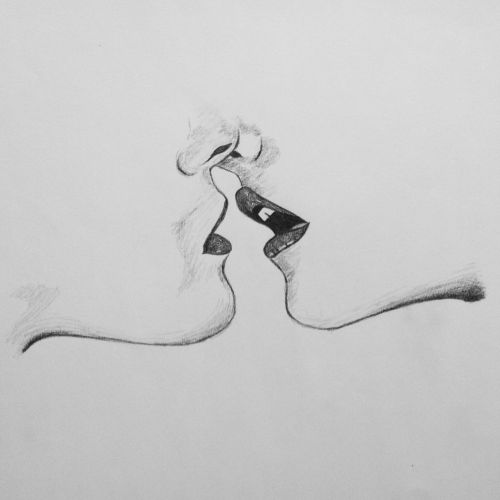 sn0ok:  i saw this on tumblr &amp; drew at 5 am this morning