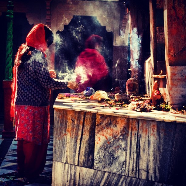 kumarpandeysantosh:  Puja #varanasi #devotion #kashi #candid #puja #temple #people