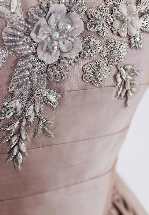 evermore-fashion:Linda Friesen ‘The Orchid’ Bridal Couture Gown