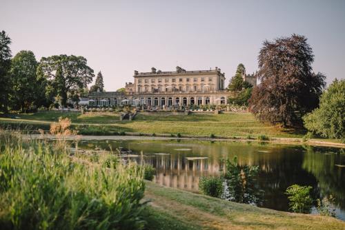 cowley manor &amp; spa • the best country house hotels in the cotswolds (visit european castles)