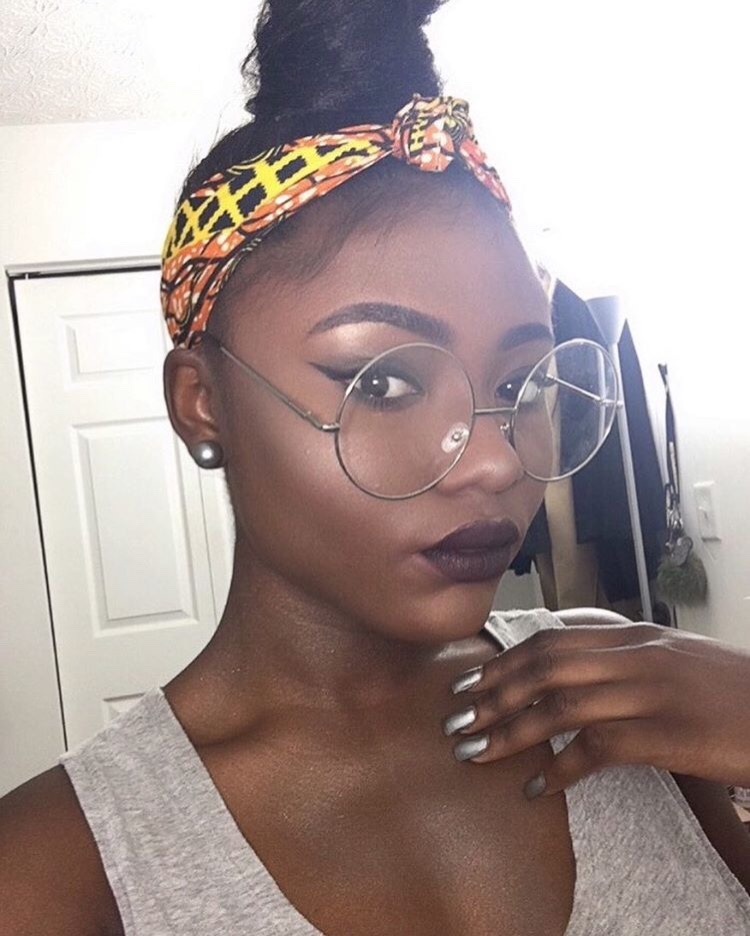 bombshellssonly:  @steph.wpg