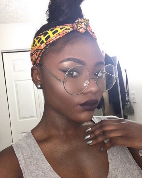 bombshellssonly:  @steph.wpg