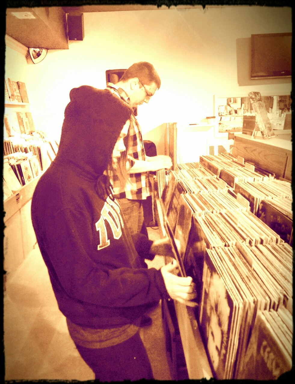 mittenfister:  Indy CD and vinyl