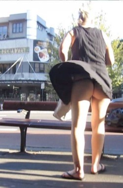 Upskirt pics at http://upskirt-pussy.tumblr.com