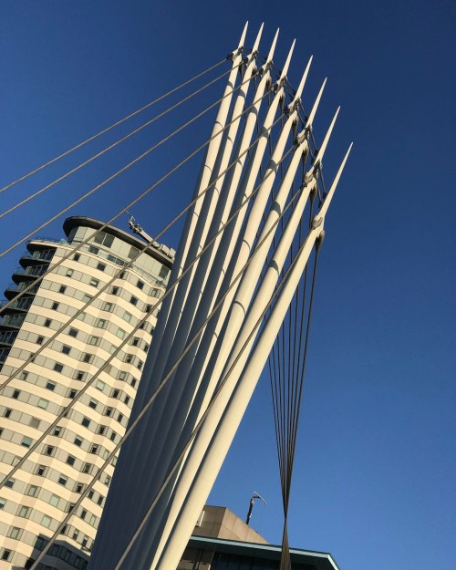 Bridge #Salford #Manchester #mediacity #sky #blue #metal #instaswag (at Media City UK)