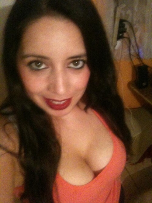 amateurmexicovip:  Yummy 😋