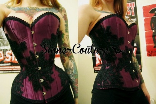 sexy-in-corset:  Corset