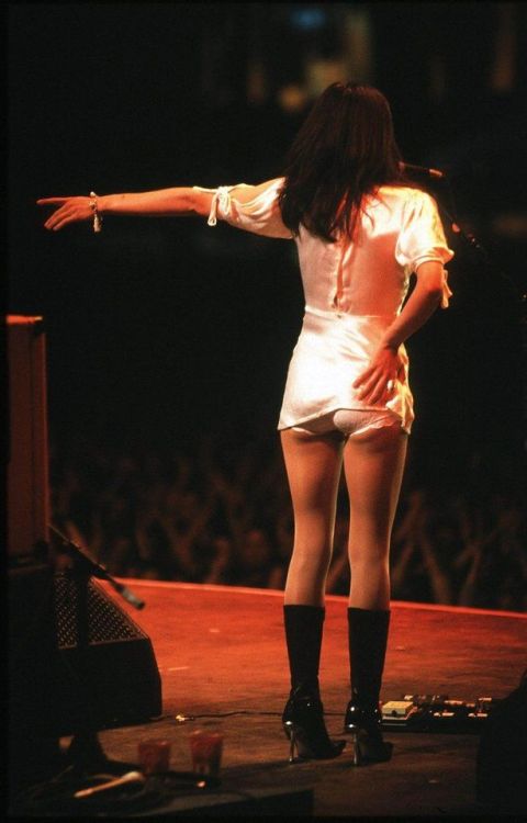 moshpitpendulum: PJ Harvey