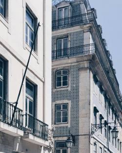 Roofscapes (at Lisbon, Portugal)
https://www.instagram.com/p/BwmApgWFv52/?utm_source=ig_tumblr_share&igshid=1qqcqs9kwsleo