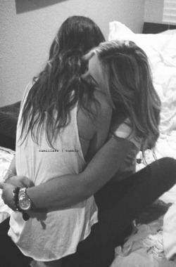 the-inspired-lesbian:  Love &amp; Lesbians 🌈