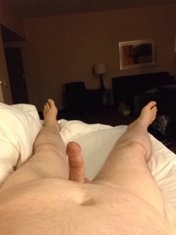 pghchub:  I took these pictures while in a hotel the other day. Hope you enjoy.