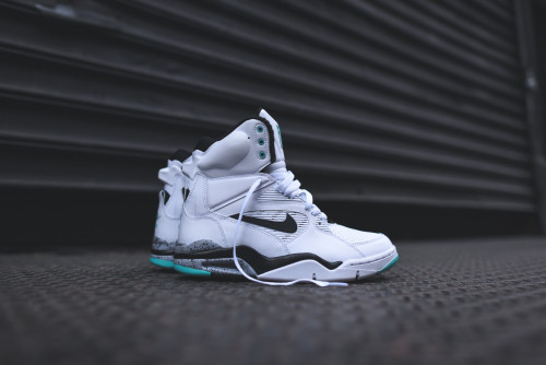 nock-nock-nock:  Nike Air Command Force “White / Wolf Grey / Hyper Jade”