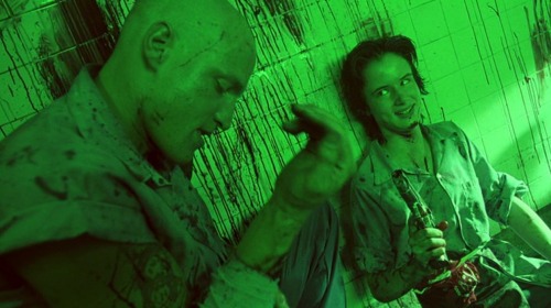 filmcollection:  “Mickey and Mallory know the difference between right and wrong, they just don’t give a damn.”  -  Natural Born Killers (1994)