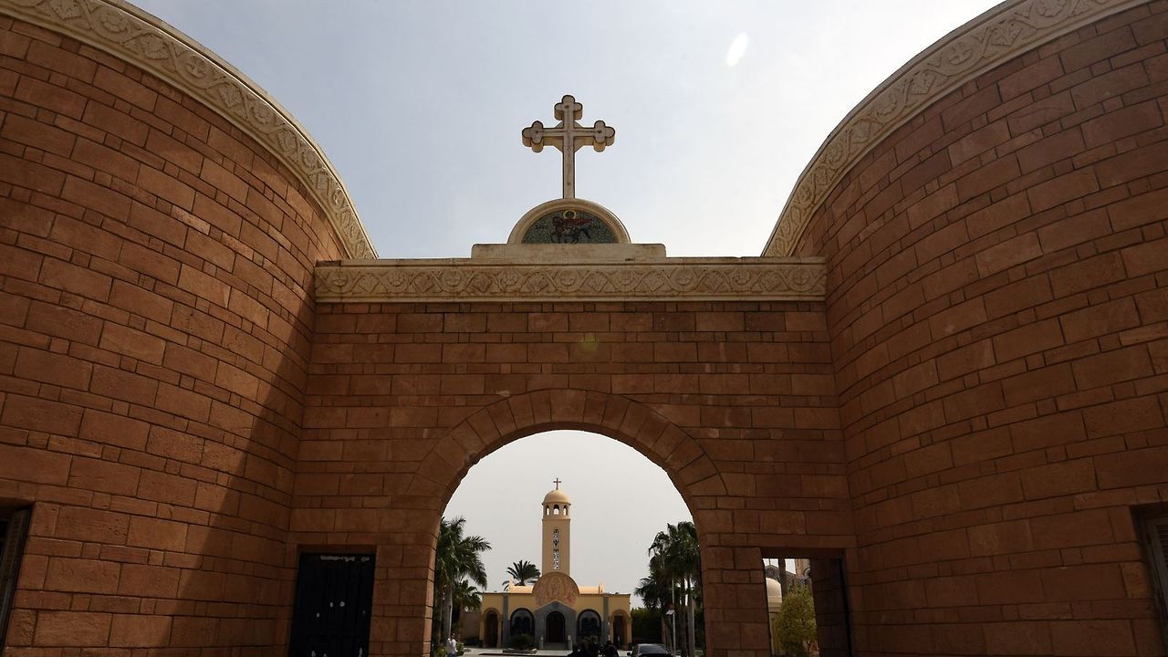 the-movemnt:  In Egypt, 3 Muslim female police officers died protecting Christians