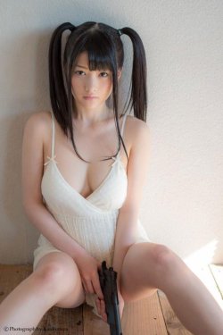 chupaxchups:  【画像】小柄なのにムチムチしたロリ巨乳のエロ画像がめっちゃエロい