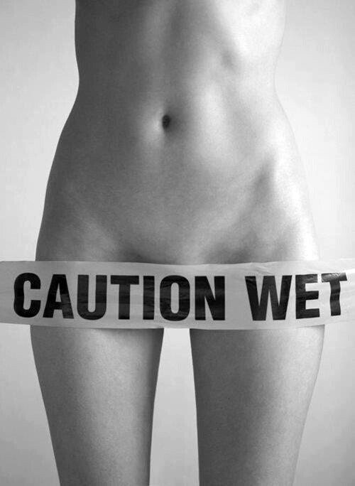 ralfpatrice:  Little Earthquakes :More than 15 000 black n’ white pics, enjoy !http://ralfpatrice.tumblr.com/