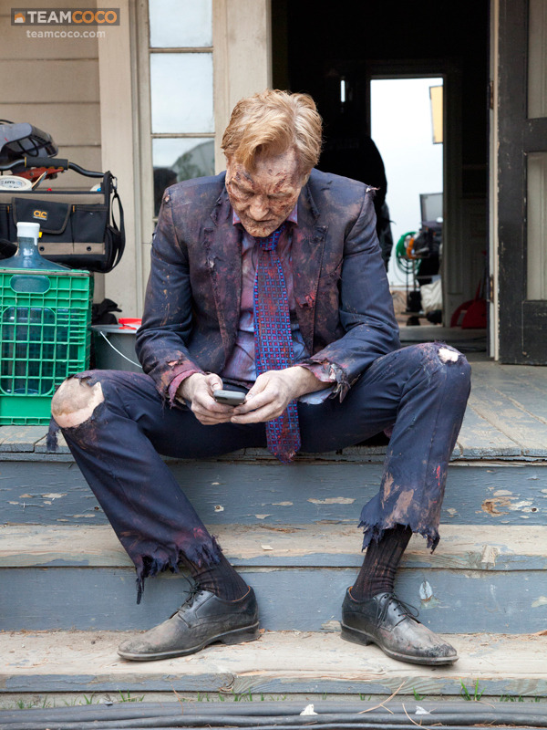 teamcoco:  PHOTOS: The Making Of “The Walking Dead” Cold Open