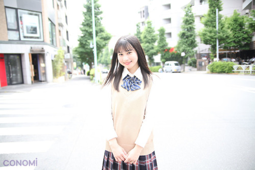 model：川崎万琴学年：高校2年出身地：大阪府好きなことば：毎日笑顔で！将来の夢：みんなに愛されるモデルになる!!■coordinate(スタイリング：CONOMi原宿店 関根) ベスト: