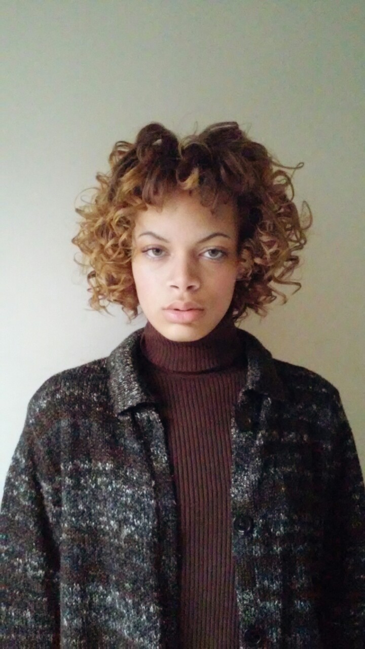 radicalice:  amgogh:  I got ready 2 hours early.  actual babe oh lord x