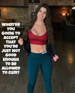 Worship-The-Goddess:  Amanda Cerny Is So Hot. Would You Go Without Cumming For Amanda