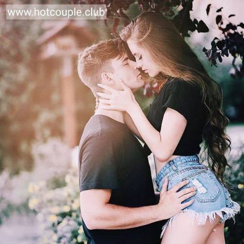 www.hotcouple.club 