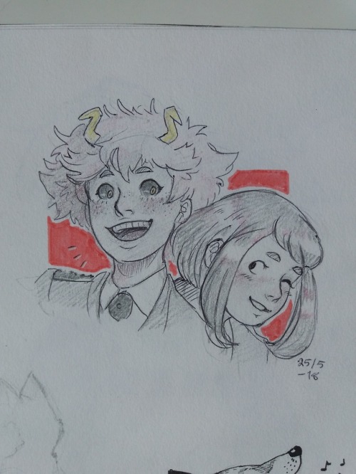 a little BNHA sketch dump! I just finished my sketchbook and these are some lazy bnha character dood