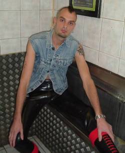 punkerskinhead:   love the mohawk and rubber pants 