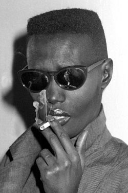 adreciclarte:Grace Jones