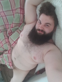 ravingmadd:  Ready to stay in bed and cuddle