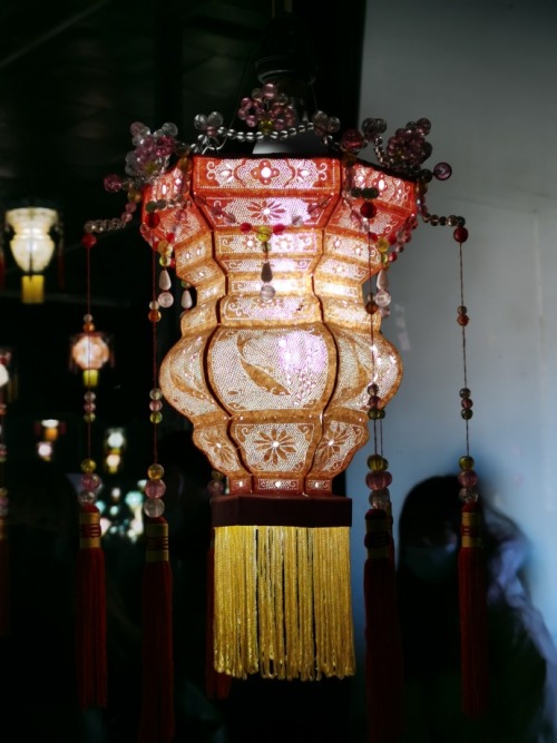 Traditional chinese lantern for 元宵节yuanxiao festival/lantern festival 针刺无骨花灯 pinprick boneless flowe