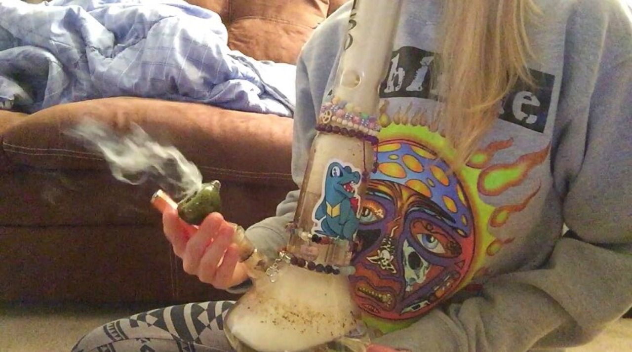 indica-illusions:  your shirt thoooo😍😍