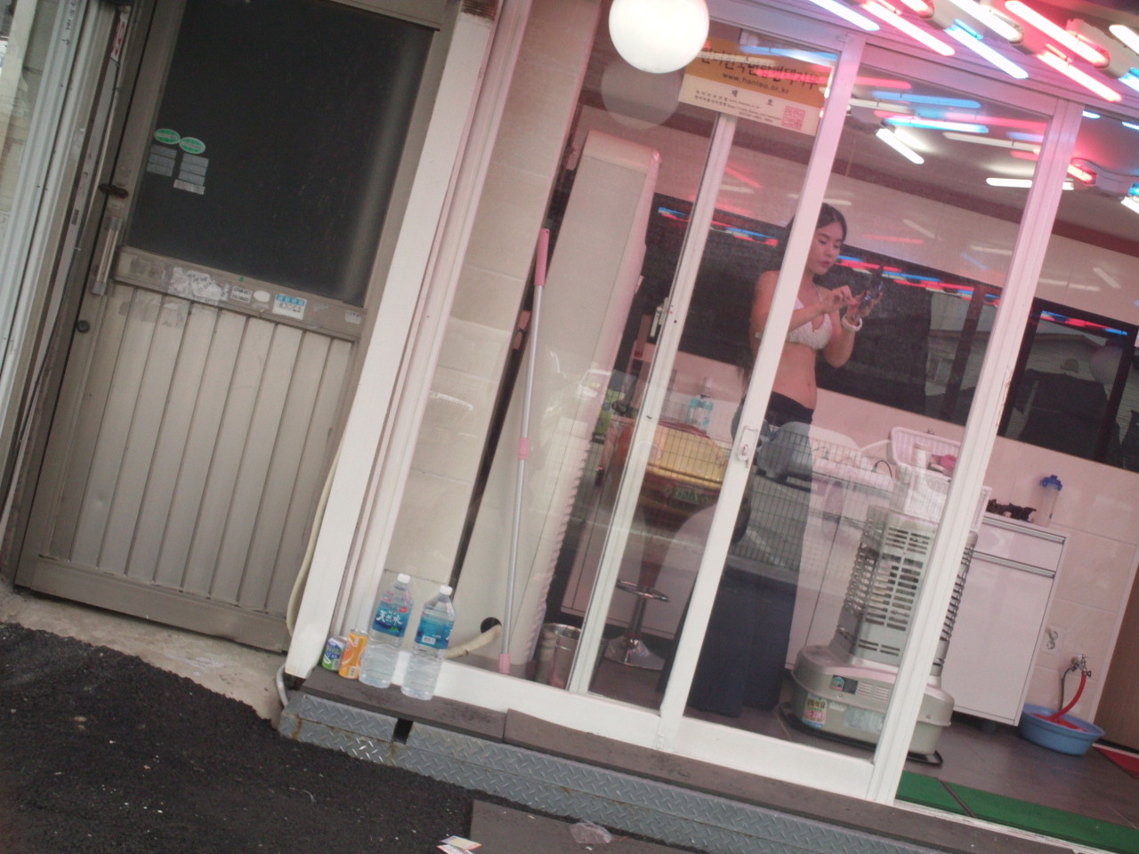 i-support-prostitution:  I wonder, would they exchange clients stories/information