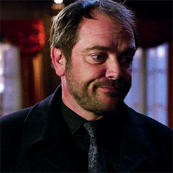 thewinchestercave:  Season 10 - where Crowley remembers the Winchesters have problems