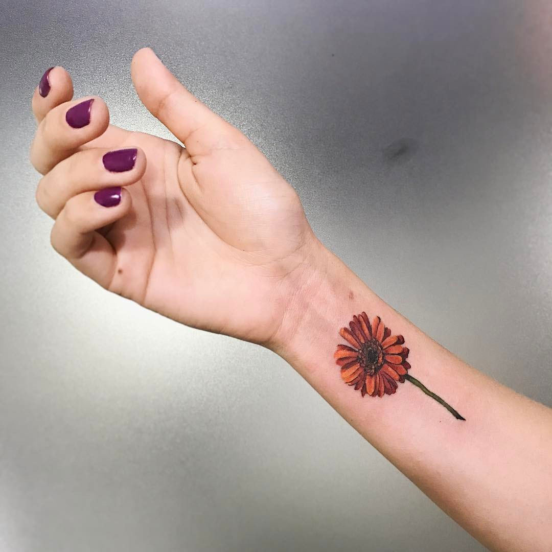 tattoos-org:  Gerbera Tattoo By samanthatattoo