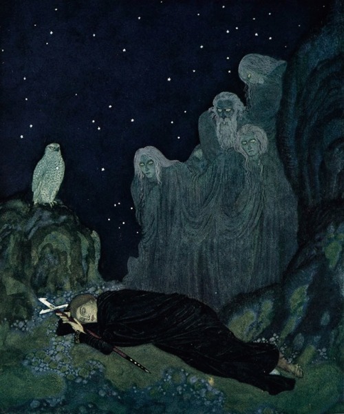 talesfromweirdland:A circle of mist seemed to be settling around them.The Dreamer of Dreams (1915), 