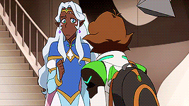 alluradaily:We have a lot in common. Like what?Princess Allura with every Paladin gifsets ★ Pidge [1