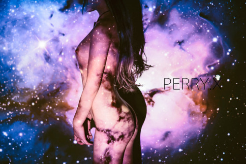 meetslut: [汤友 Perry.X 投稿]    穿越错位的时空，仰望陨落的星辰，你没留下你的名字，我却无法忘记那句“我爱你”。