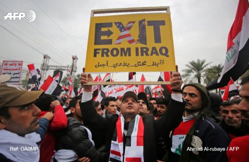 fuckyeahmarxismleninism: Baghdad, Iraq: Inspiring photos from today’s massive demonstration ag