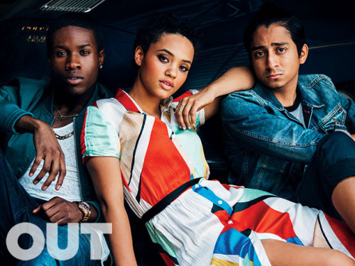 jvzmina:  littlesappho:  lightskinlivinglavish:  artistiquesoul:  paintbraveart:  eat-pray-lesbian:  So I may or may not be in love with Kiersey Clemons…  Yass 🙌🏾  So glad she was in Dope.   no questions i am in love with her  She was so adorable