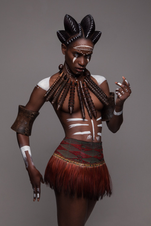 irakalan:  AFRO(British Hair Awards 2016)Photographer LUKE NUGENT