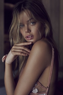 therubyrussian:  Frida Aasen for For Love