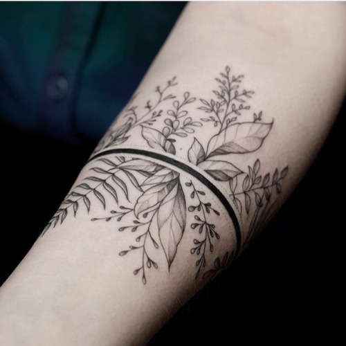 Flower Band Tattoo Artist: EQUILATTERA ▲ Private Tattoo Studio ▲ ❂ MIΔMI ❂ 