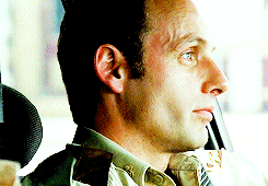 heartfulloffandoms:  Rick Grimes in every episode. Days Gone Bye(s01e01)   fuuuuuck