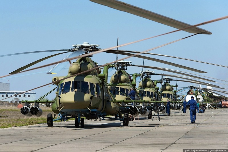 toocatsoriginals:  Mil Mi-8 Hip Helicopters - Novosibirsk Victory Day Parade 2015via