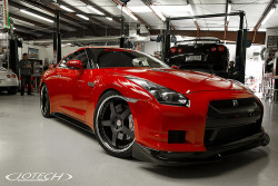 exost1:  automotivated:  Stage 4 “R3d” GT-R (by Jotech Motorsports)