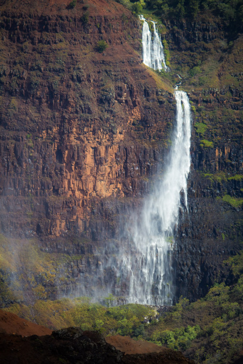 alpine-spirit:  Hear the Roar Waimea Canyon, Kauai Hawaii