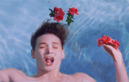 wheredowegofromhere-wedont:  Sinking on Flickr. 