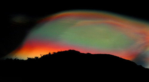 truangles: Nacreous Clouds