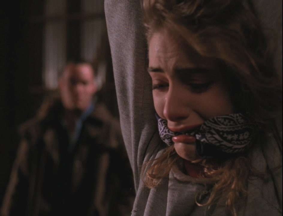 graybandanna:  Madchen Amick tied up and gagged on Twin Peaks.  If you look closely